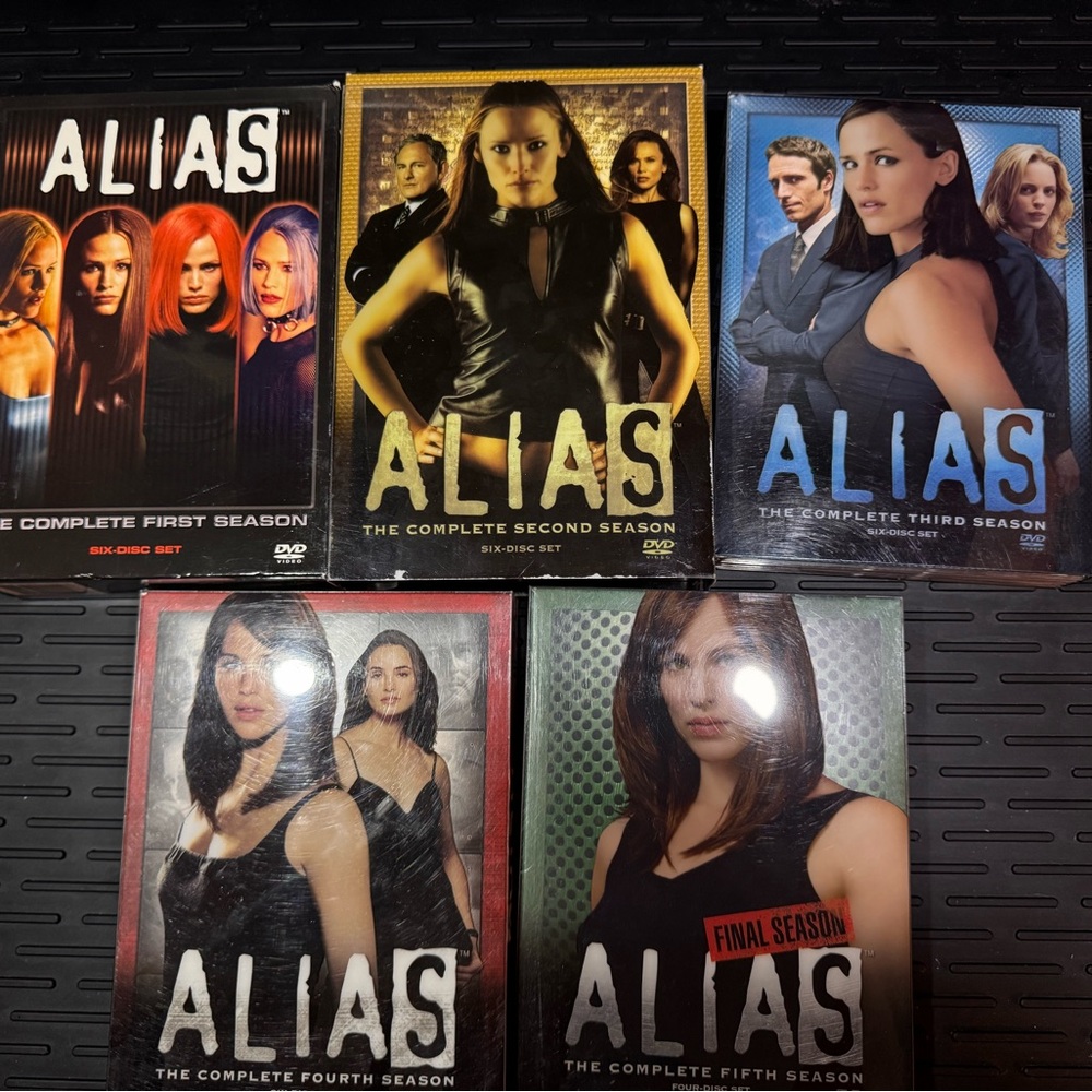 Alias Complete Series DVD Set